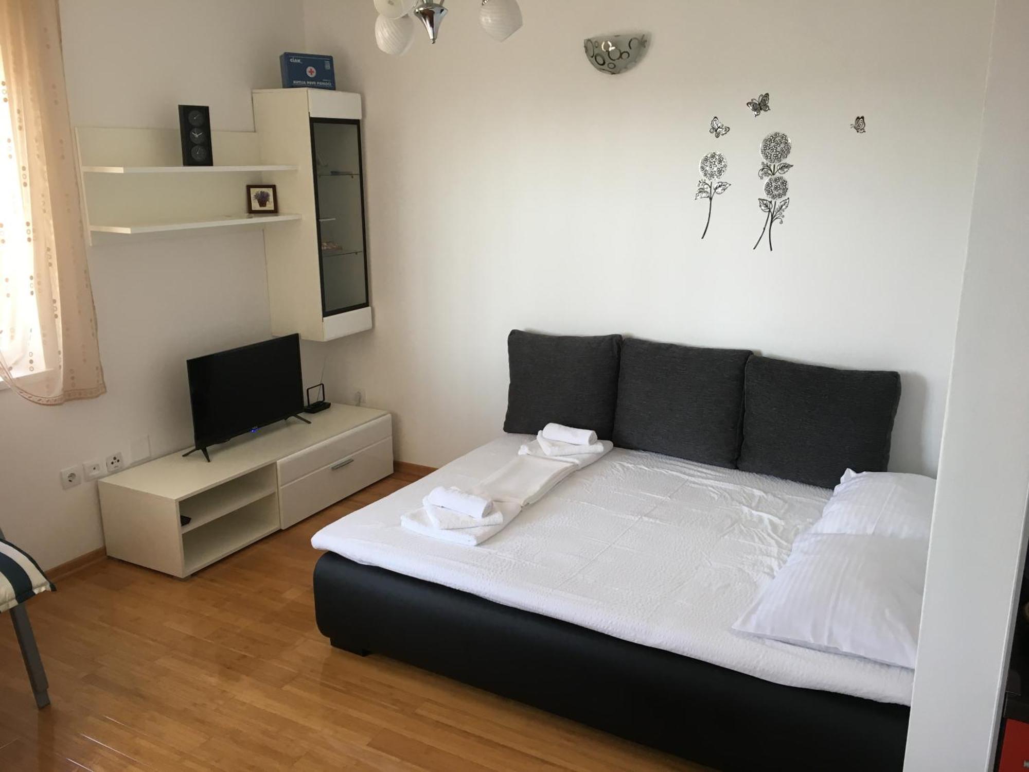 Apartment Tihana نوفاليا المظهر الخارجي الصورة